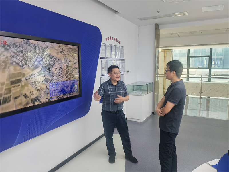 13d82c0ea8ca576506febf110cb81d0.jpg 13d82c0ea8ca576506febf110cb81d0.jpg